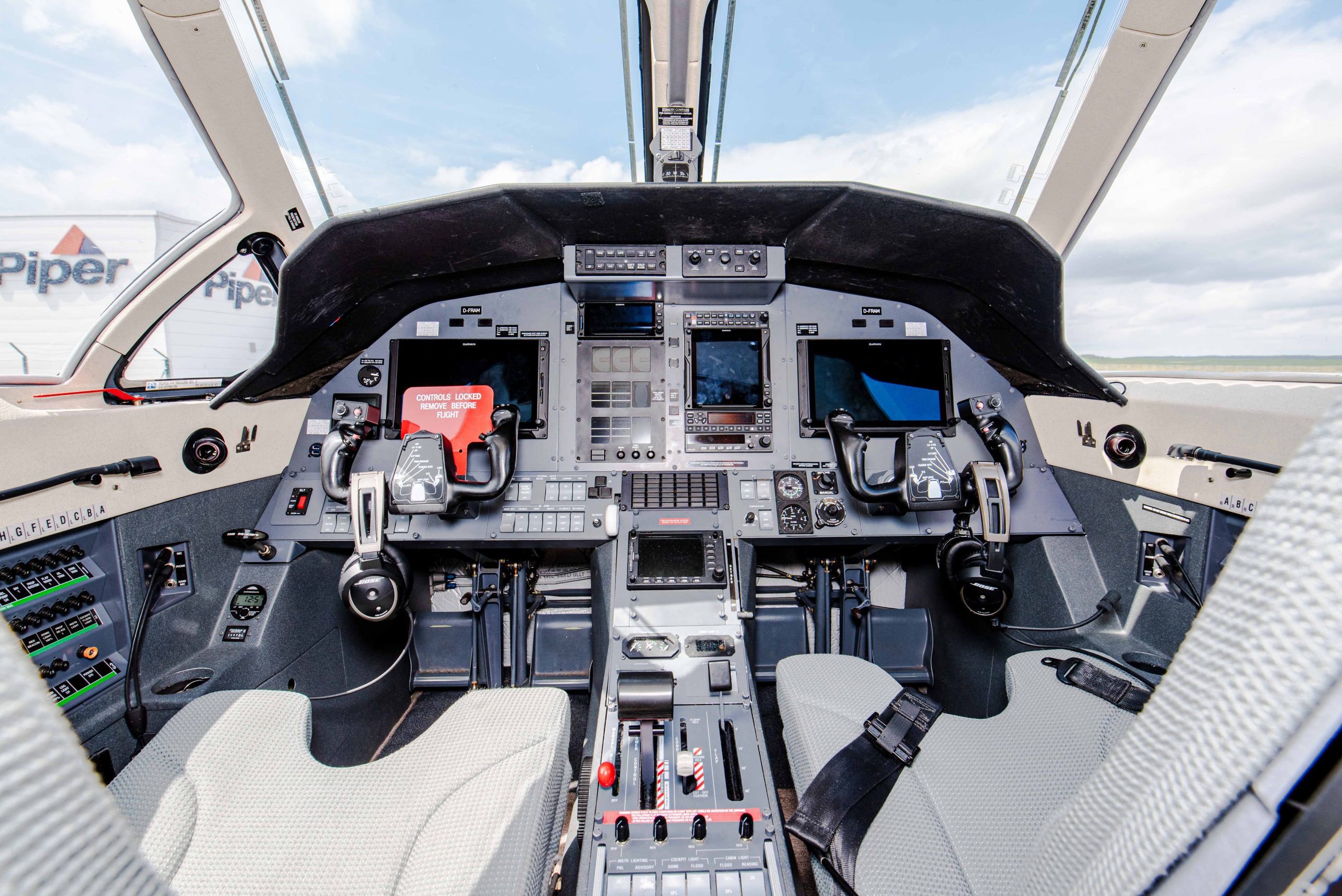 Pilatus PC-12 Cockpit
