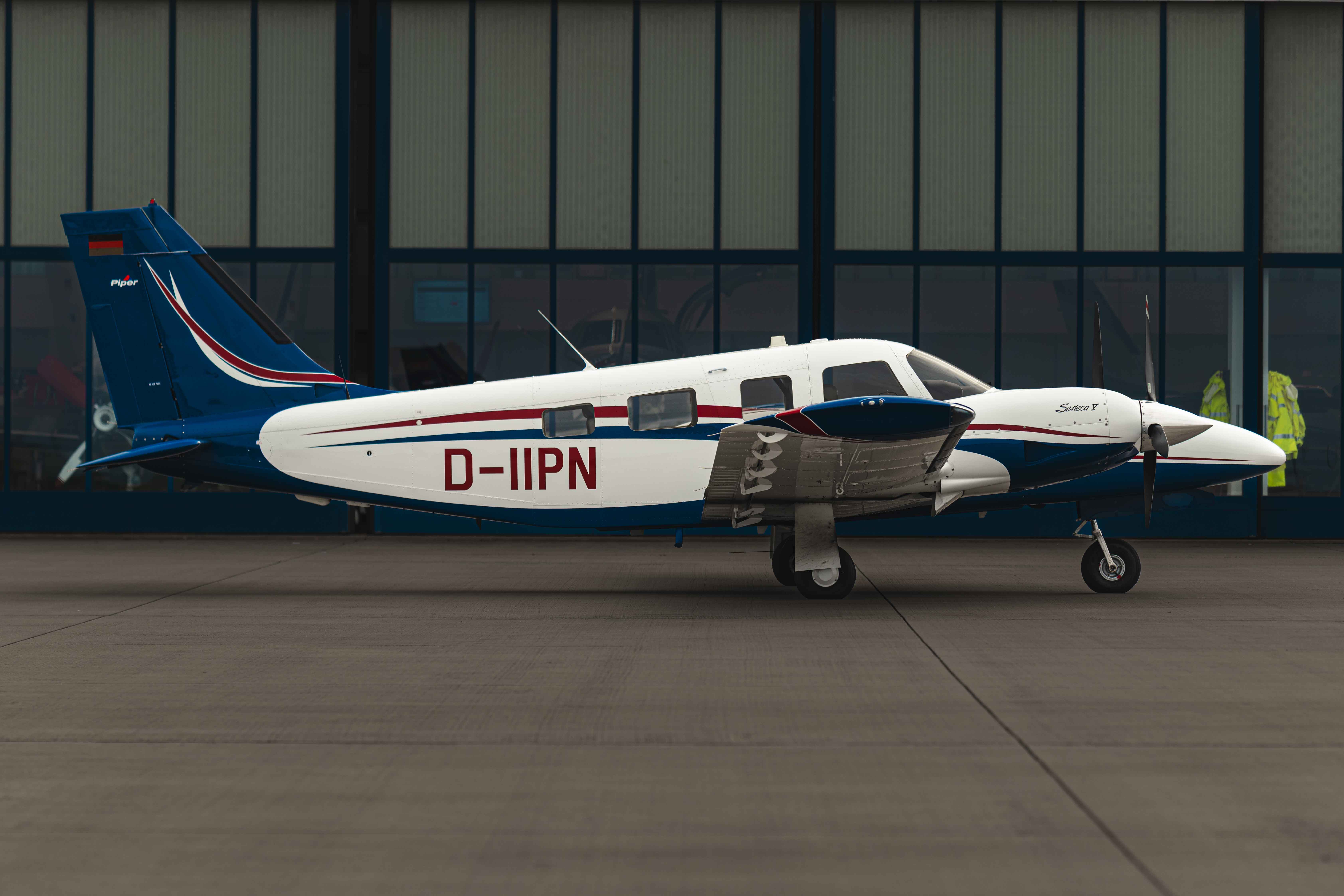 Piper PA-34-220T Seneca V (2013) – From First Owner – G1000 Avionics – Extensive IFR-Package, photo 16