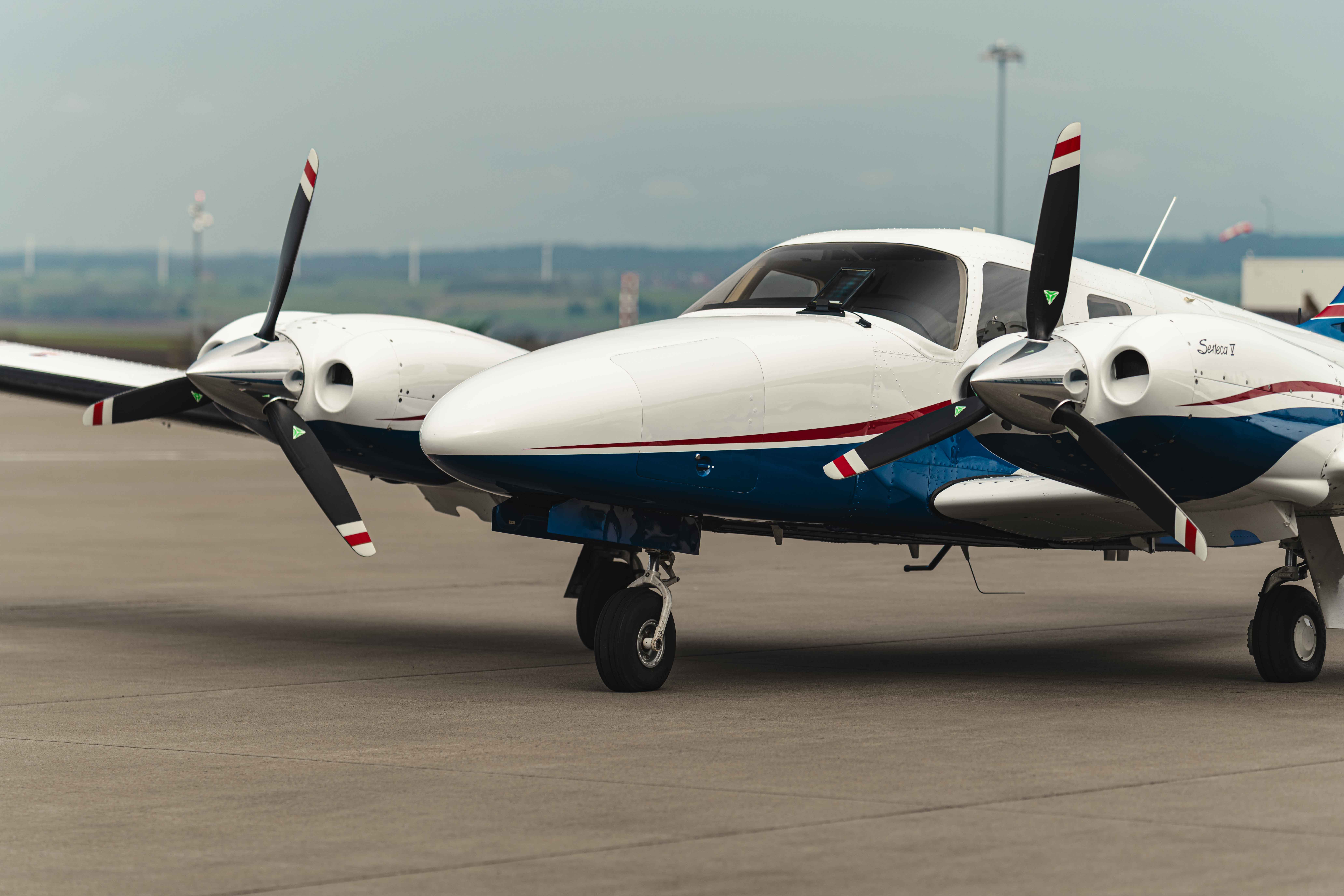 Piper PA-34-220T Seneca V (2013) – From First Owner – G1000 Avionics – Extensive IFR-Package, photo 23